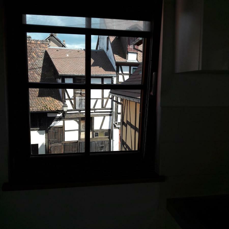 Comme une tour dans le centre Historique Bouxwiller  Extérieur photo